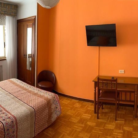 Hotel Espana ลูโก ภายนอก รูปภาพ