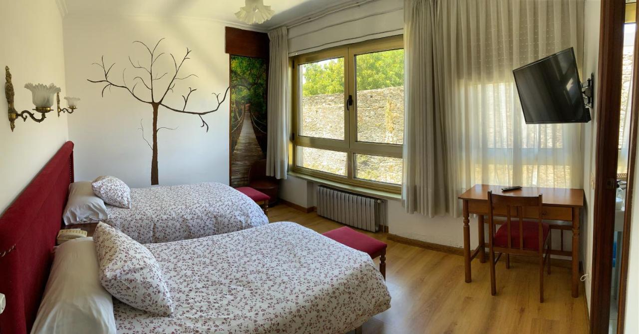 Hotel Espana ลูโก ภายนอก รูปภาพ
