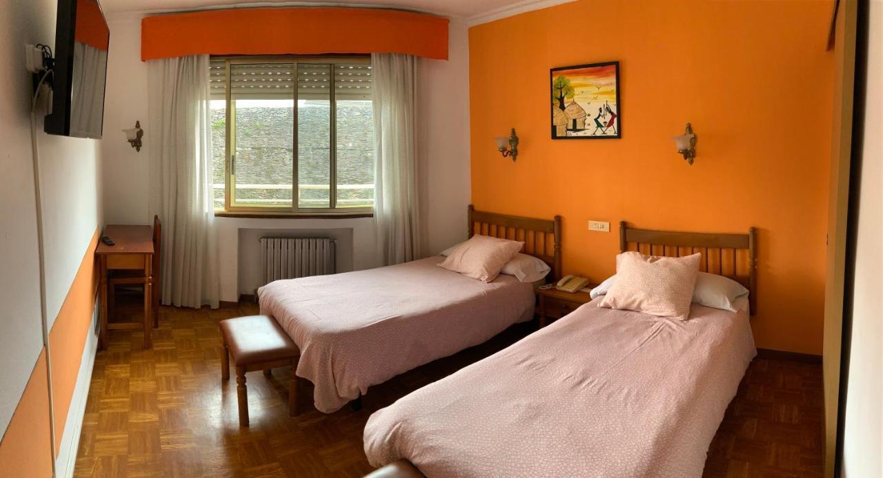 Hotel Espana ลูโก ภายนอก รูปภาพ